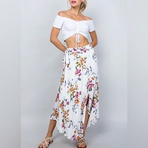 🆕 Illa Illa Floral Print Skirt - Off White (B6)